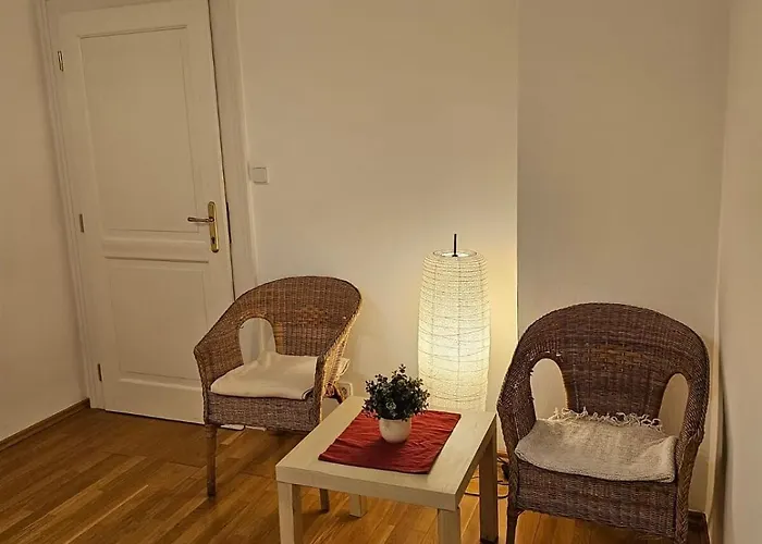 2 Min Center Just In, Old Town Walk Private B Apartman