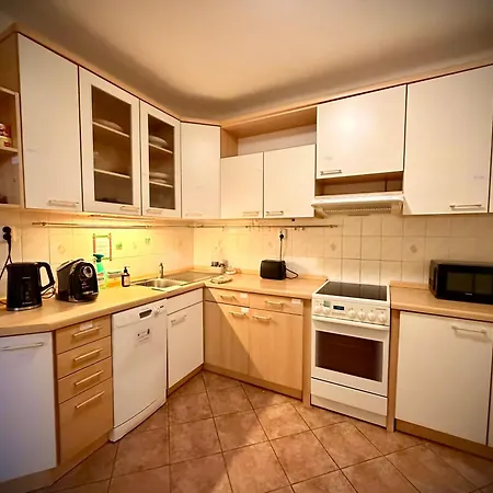 Habitación en casa particular 2 Min Center Just In, Old Town Walk Private B *